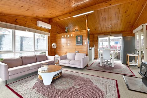 Photo of property in 60 Carlisle Road, Browns Bay, Auckland, 0630