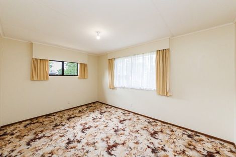 Photo of property in 2 Adams Place, Kelvin Grove, Palmerston North, 4414