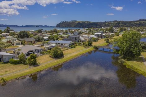 Photo of property in 13 Martin Place, Cooks Beach, Whitianga, 3591