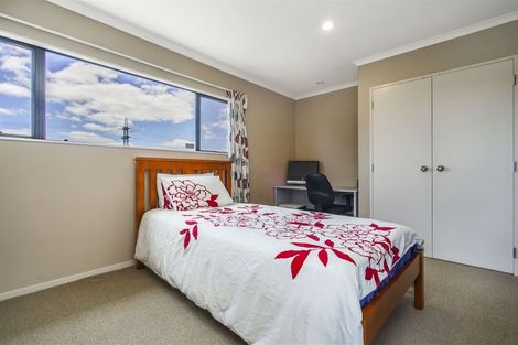 Photo of property in 6 Thistlewood Avenue, Hamilton East, Hamilton, 3216