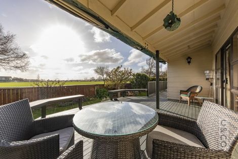 Photo of property in 18 Tapu Road, Huapai, Kumeu, 0810