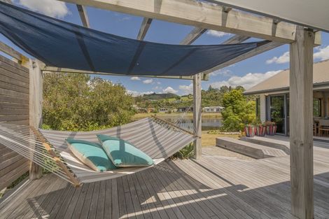 Photo of property in 13 Martin Place, Cooks Beach, Whitianga, 3591