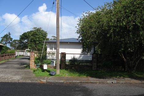 Photo of property in 2/36 Daytona Road, Henderson, Auckland, 0610