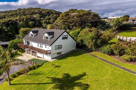 Photo of property in 6 Puketiro Place, Paihia, 0200