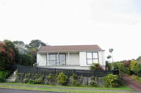 Photo of property in 96 Heta Road, Highlands Park, New Plymouth, 4312
