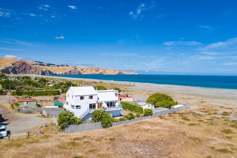 Photo of property in 65 Hillview Road, Birdlings Flat, Little River, 7591