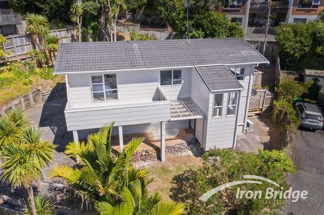 Photo of property in 97b Hinemoa Street, Birkenhead, Auckland, 0626