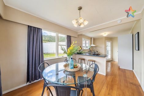 Photo of property in 62 Russell Road, Wainuiomata, Lower Hutt, 5014