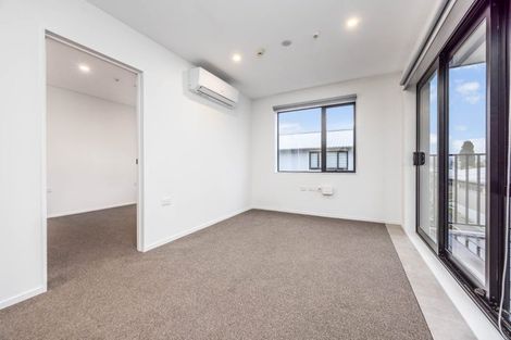Photo of property in 209/28c Eileen Newey Place, Henderson, Auckland, 0612