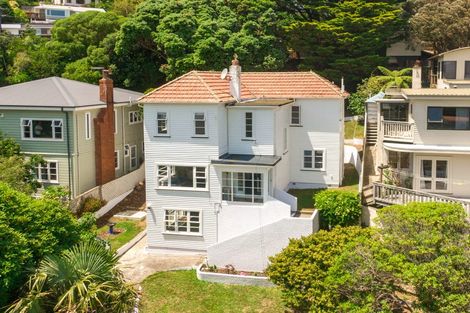 Photo of property in 42 Ashleigh Crescent, Miramar, Wellington, 6022