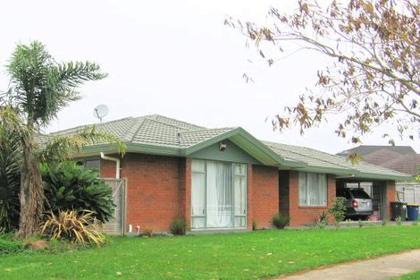 Photo of property in 37 Te Wharau Drive, Greenhithe, Auckland, 0632