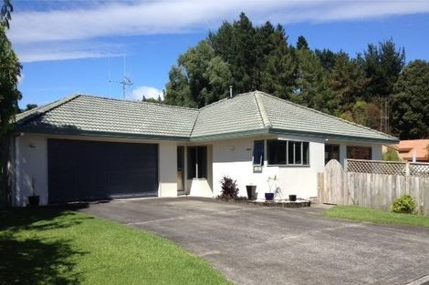 Photo of property in 122 Carlton Street, Bellevue, Tauranga, 3110