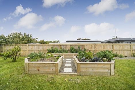 Photo of property in 79 Sutherland Crescent, Westbrook, Palmerston North, 4412