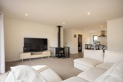 Photo of property in 2 Market Street, Lansdowne, Masterton, 5810