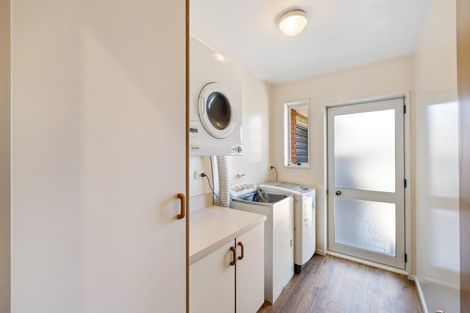 Photo of property in 10 Apollo Place, Papanui, Christchurch, 8052