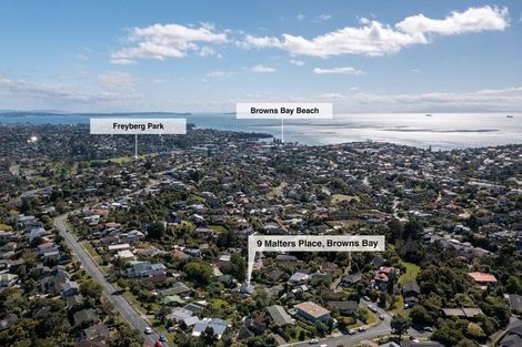 Photo of property in 9 Malters Place, Browns Bay, Auckland, 0630