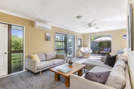 Photo of property in 1/72 Gloria Avenue, Te Atatu Peninsula, Auckland, 0610