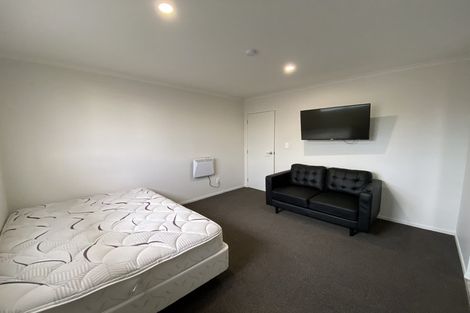 Photo of property in 2/29 Normandy Avenue, Melville, Hamilton, 3206