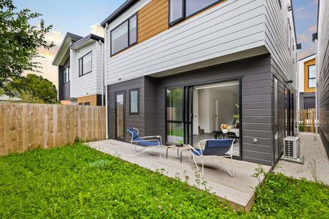 Photo of property in 108d Taikata Road, Te Atatu Peninsula, Auckland, 0610