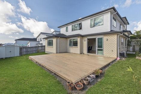 Photo of property in 8 Sauvignon Avenue, Ranui, Auckland, 0612