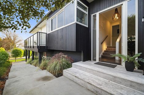 Photo of property in 10 Crowther Terrace, Waipahihi, Taupo, 3330