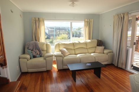 Photo of property in 8 Thomas Place, Foxton Beach, Foxton, 4815