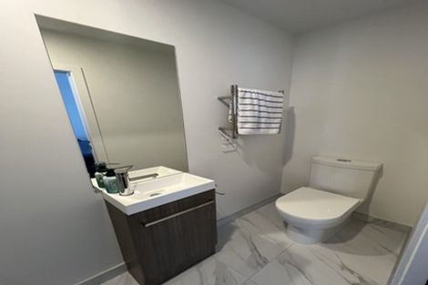 Photo of property in 9/20 Moor Avenue, Te Atatu Peninsula, Auckland, 0610