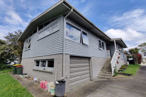 Photo of property in 5 Portadown Avenue, Pakuranga Heights, Auckland, 2010
