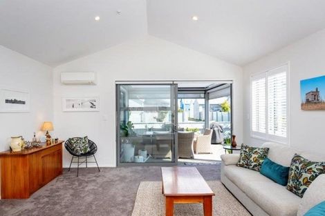 Photo of property in 3 Macaulay Street, Ahuriri, Napier, 4110