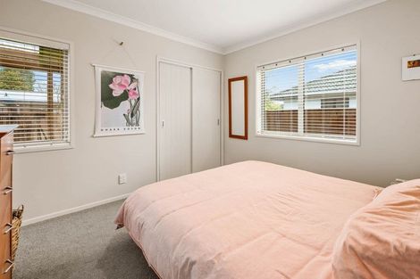 Photo of property in 15 Corlett Street, Utuhina, Rotorua, 3015