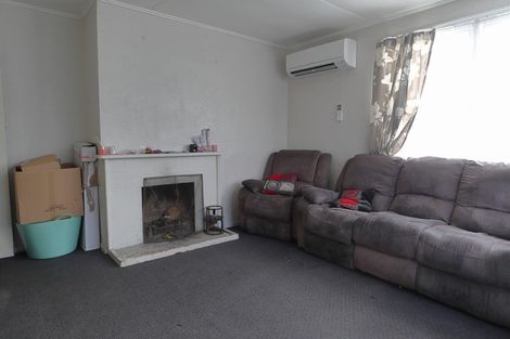 Photo of property in 55 Fairfield Road, Hawera, 4610