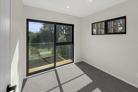 Photo of property in 43 Picnic Point Road, Hobsonville, 0616