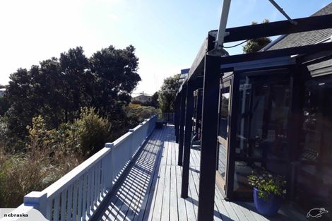 Photo of property in 1 Indira Place, Khandallah, Wellington, 6035