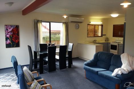 Photo of property in 6 Orchard Place, Lynmore, Rotorua, 3010