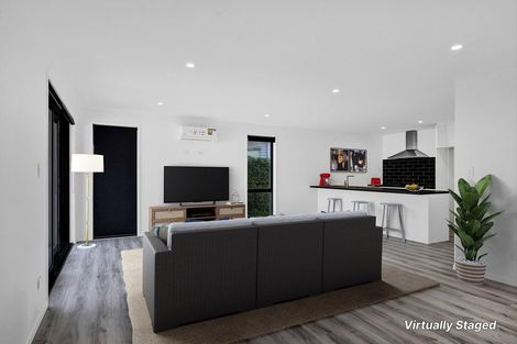 Photo of property in 120 Seaview Road, Westown, New Plymouth, 4310