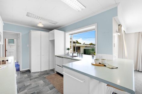 Photo of property in 264 Mairehau Road, Burwood, Christchurch, 8083