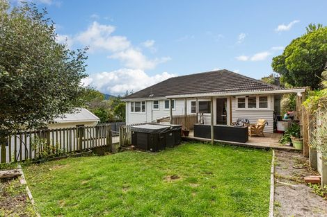 Photo of property in 44 Field Street, Silverstream, Upper Hutt, 5019