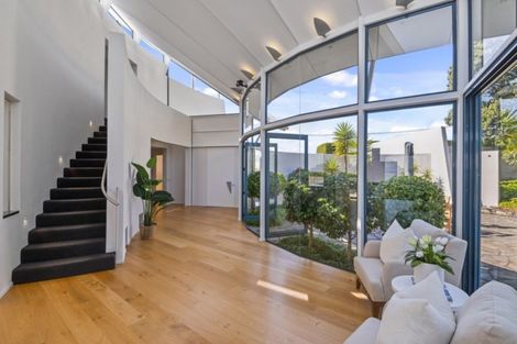 Photo of property in 142 Scarborough Road, Scarborough, Christchurch, 8081