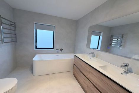 Photo of property in 3 Toporoa Street, Karaka, 2113