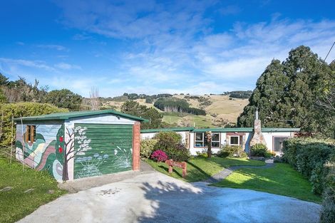 Photo of property in 26 Porterfield Street, Macandrew Bay, Dunedin, 9014
