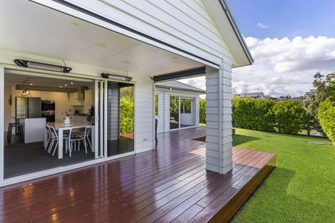 Photo of property in 2 Lancewood Lane, Kaukapakapa, Helensville, 0875