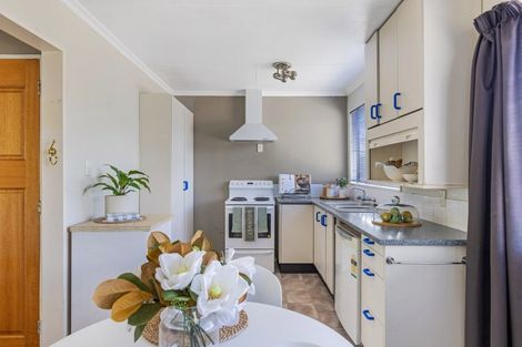 Photo of property in 71 Kaimanawa Street, Kelvin Grove, Palmerston North, 4414