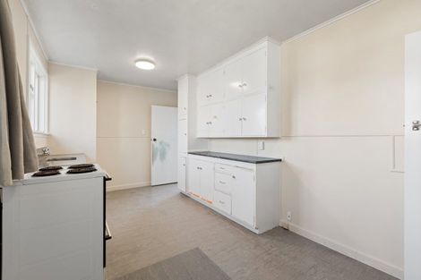 Photo of property in 8-10 Dix Crescent, Riversdale, Blenheim, 7201