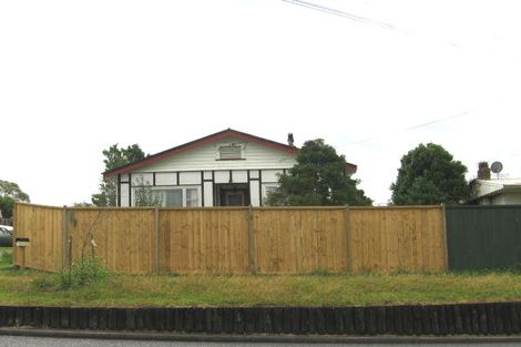 Photo of property in 3 Glengarry Road, Glen Eden, Auckland, 0602