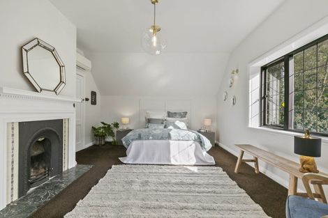 Photo of property in 323 The Terrace, Te Aro, Wellington, 6011