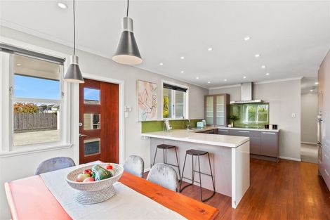 Photo of property in 1/36a Tomo Street, New Lynn, Auckland, 0600