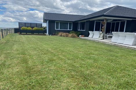 Photo of property in 204 Eskridge Drive, Eskdale, Napier, 4182