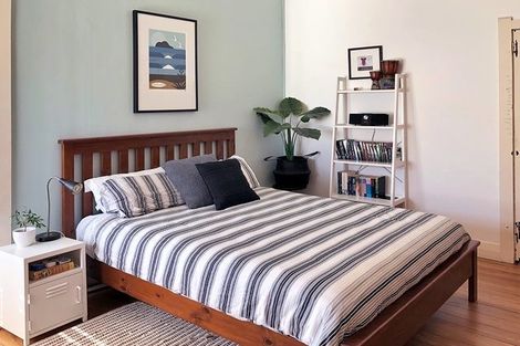 Photo of property in 1/1 Birkley Road, Bayswater, Auckland, 0622