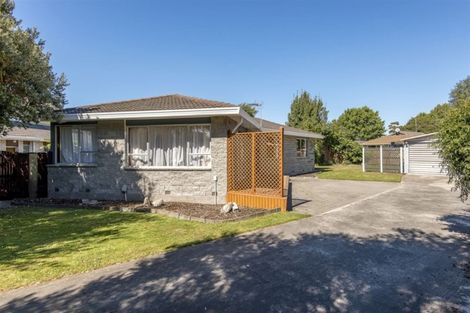Photo of property in 43 Malabar Crescent, Broomfield, Christchurch, 8042