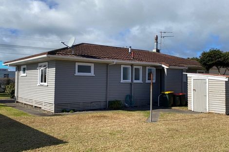 Photo of property in 254 Mangorei Road, Merrilands, New Plymouth, 4312